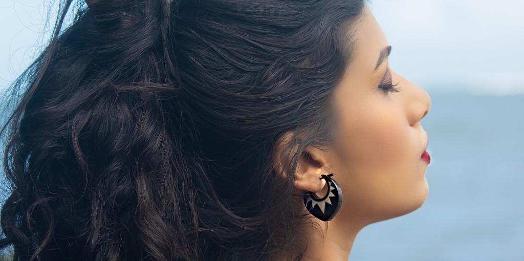 Buffalo Horn Earring Carved Inlay Unique Handmade India ZigZag ERTT13