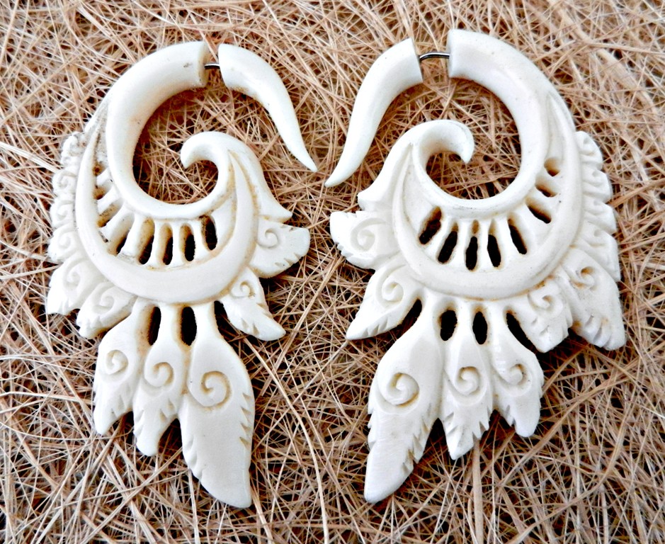 Fake Gauge Earrings Hand Carved Horn Plumeria Curls Fake Plugs Coco Loco Jewelry EFH-068 Medium 