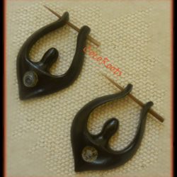 Horn Earring Om Shanti Design Handmade Organic Abalone Shell ERUQ47