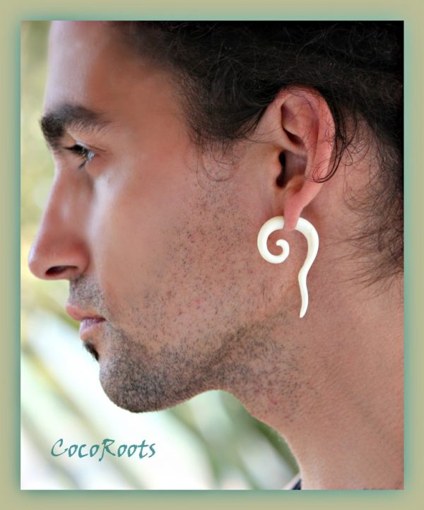 Tribal Gauge Organic Ear Gauge Body Piercing L4570 One pair of  0G   Excellent  Buffalo horn  triangle