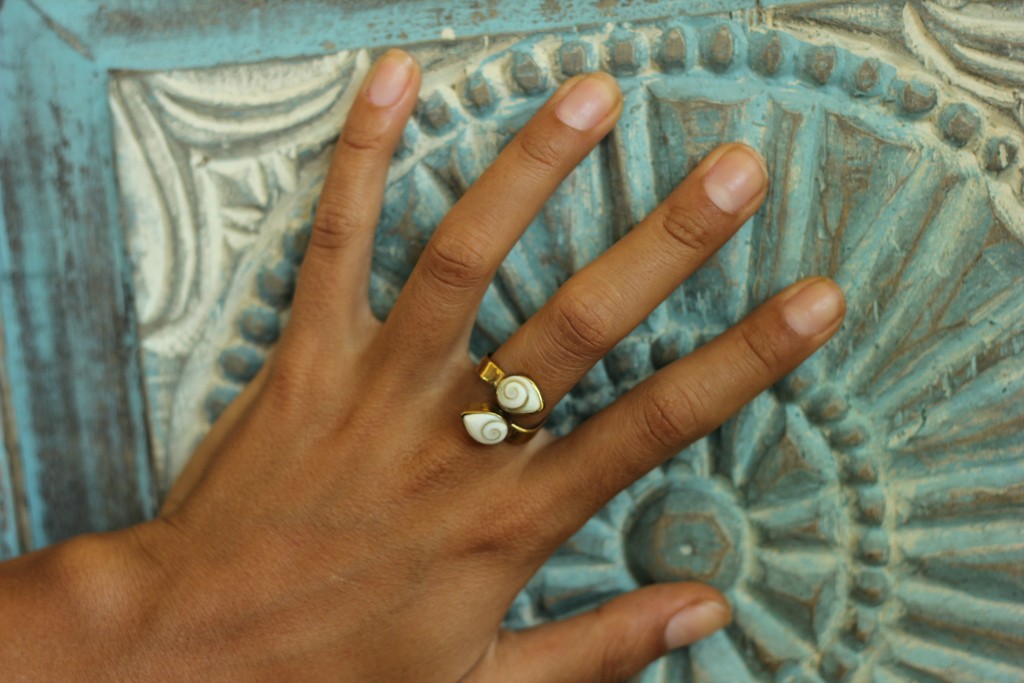 Details about   Ring Sea Shell Shiva Eye Brass Hammered Round Ocean Women Exotic Tribal Copper 