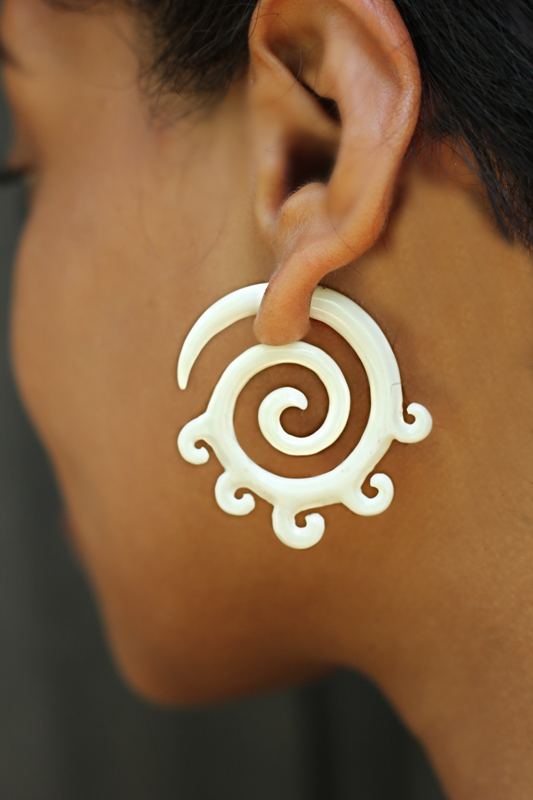Spiral Split Hook Bone Carved Fake Ear Gauge Earring