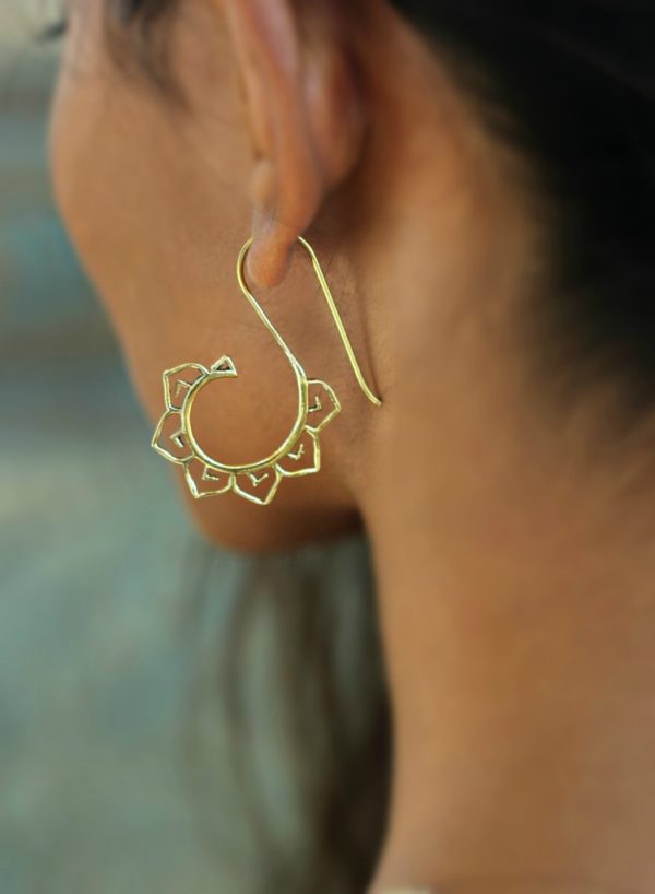 Brass Earring Lotus Dangle Drop Design Handmade Unique Fashion ERBS02