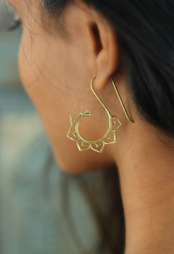 Brass Earring Lotus Dangle Drop Design Handmade Unique Fashion ERBS02