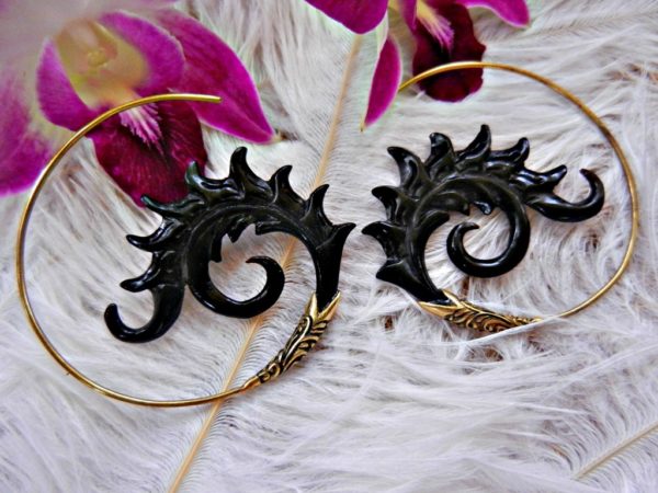 Spiral Carved Earrings Tribal Horn Hoops Aztec Sun ERHBS35