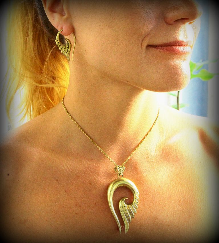 Brass Dangle Drop Earring Wings Design Handmade Unique Fashion ERBS10