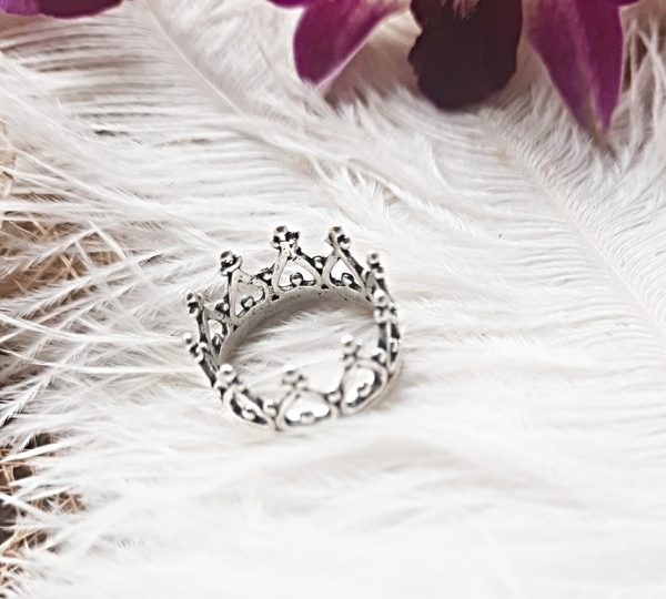 Buy Sterling Silver Cz Heart Crown Ring Online India | Ubuy
